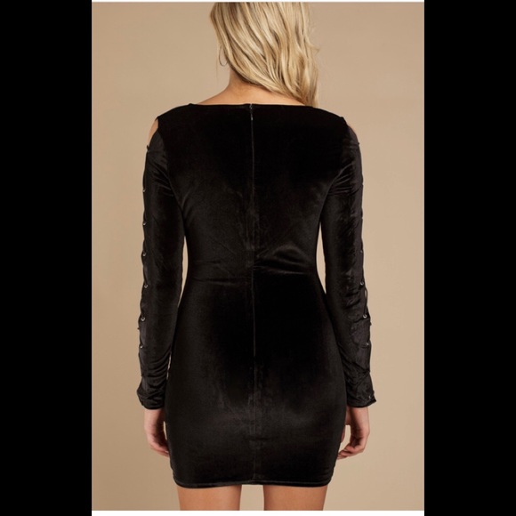 Tobi Black Velvet Lace Up Dress NWT - Picture 4 of 8